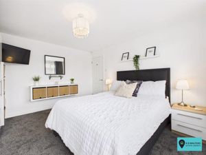 Bedroom- click for photo gallery